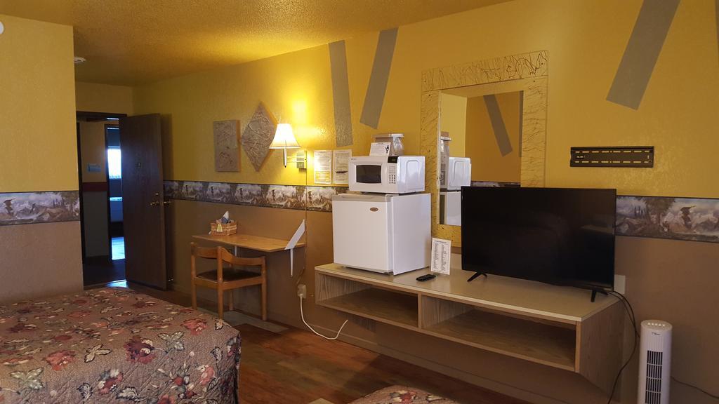 Earth Inn Motel - Jackson Exterior photo