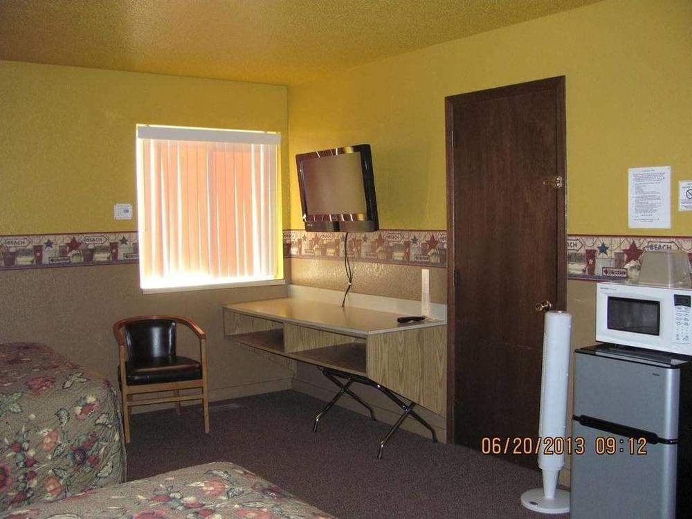 Earth Inn Motel - Jackson Exterior photo